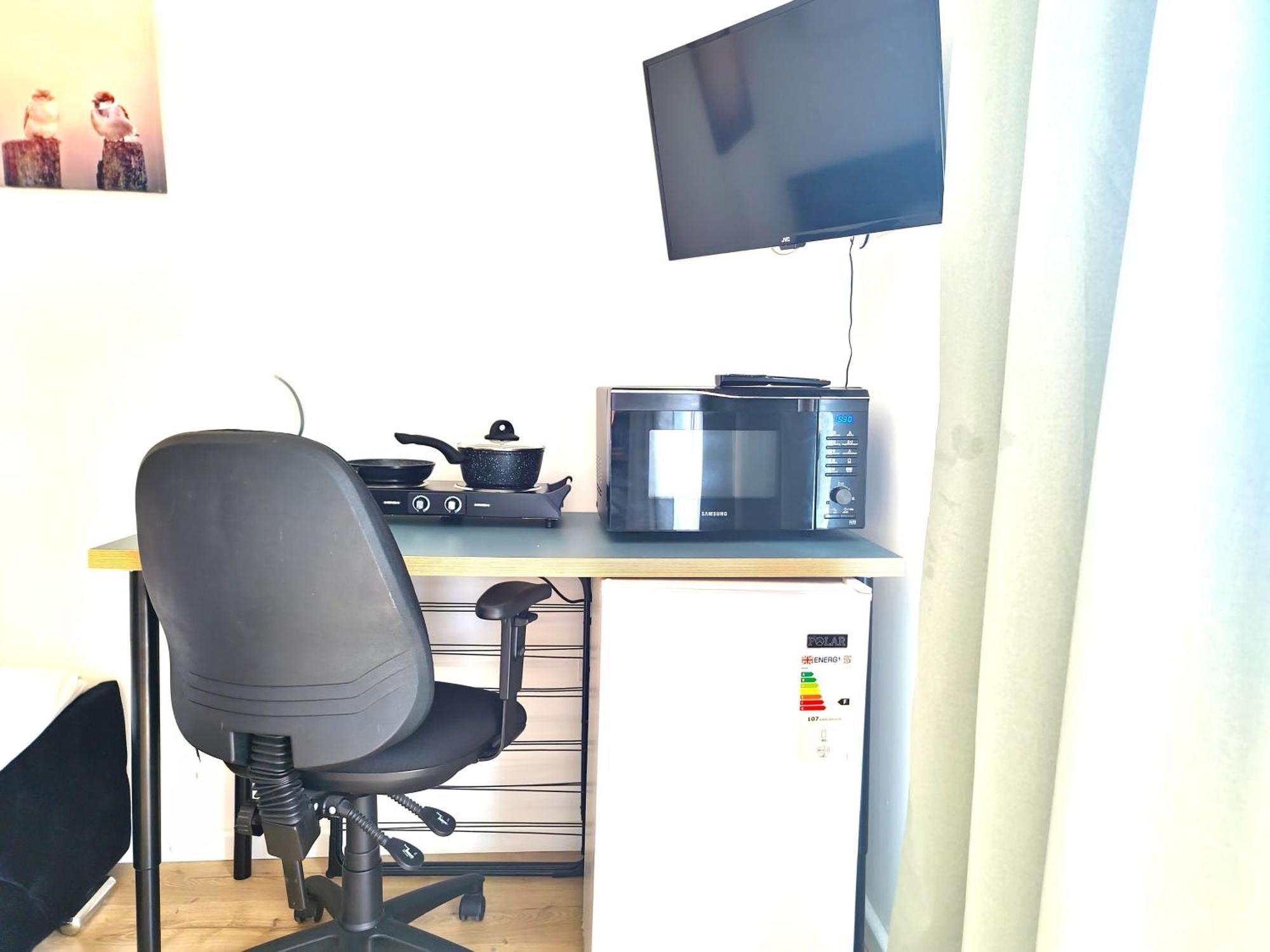 Open Plan Studio With Garden Milton  Екстериор снимка
